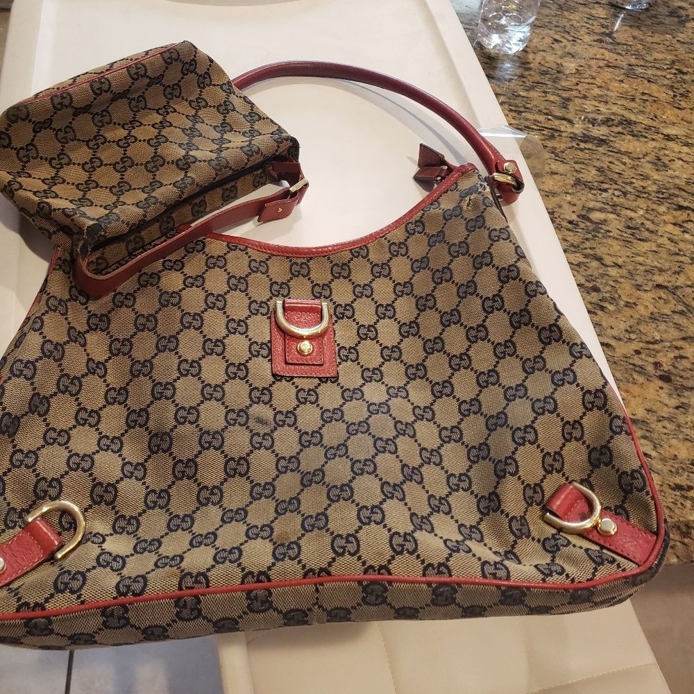 Gucci makeup bag